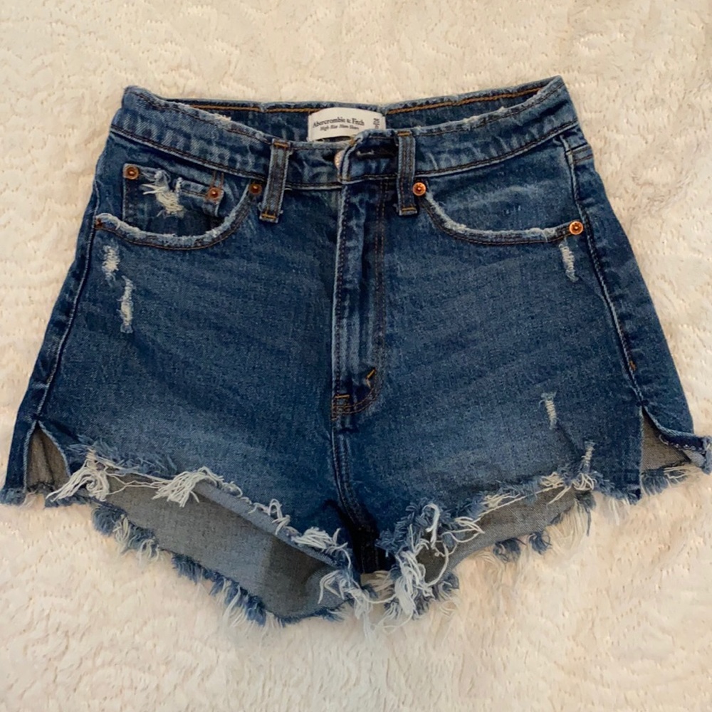 Abercrombie & Fitch High Rise Mom Shorts